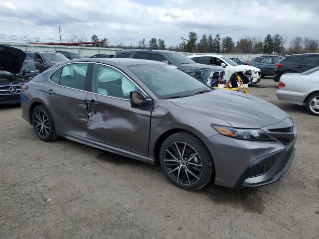 4T1G11AK3RU260878 - 2024 TOYOTA CAMRY SE NIGHT SHADE GRAY photo 4