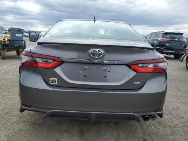 4T1G11AK3RU260878 - 2024 TOYOTA CAMRY SE NIGHT SHADE GRAY photo 6