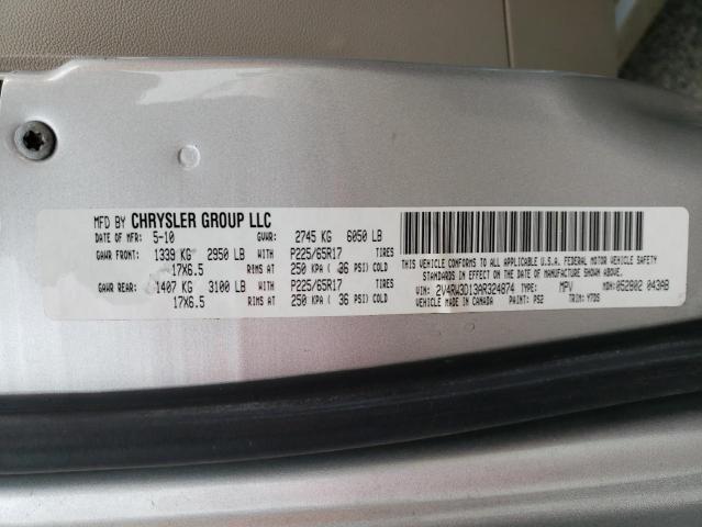 2V4RW3D13AR324874 - 2010 VOLKSWAGEN ROUTAN SE SILVER photo 14