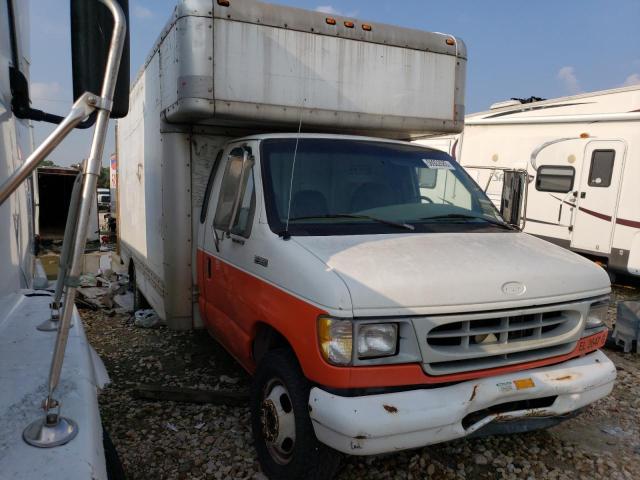 1FDWE37S6WHB59003 - 1998 FORD ECONOLINE E350 CUTAWAY VAN WHITE photo 4