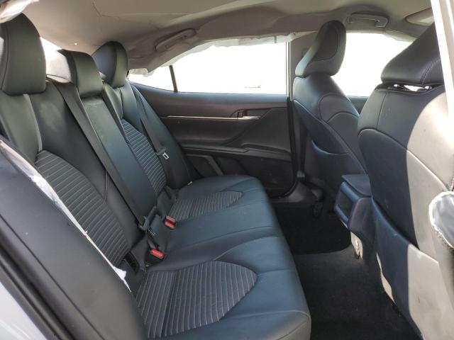 4T1G11AK3PU106958 - 2023 TOYOTA CAMRY SE NIGHT SHADE WHITE photo 10