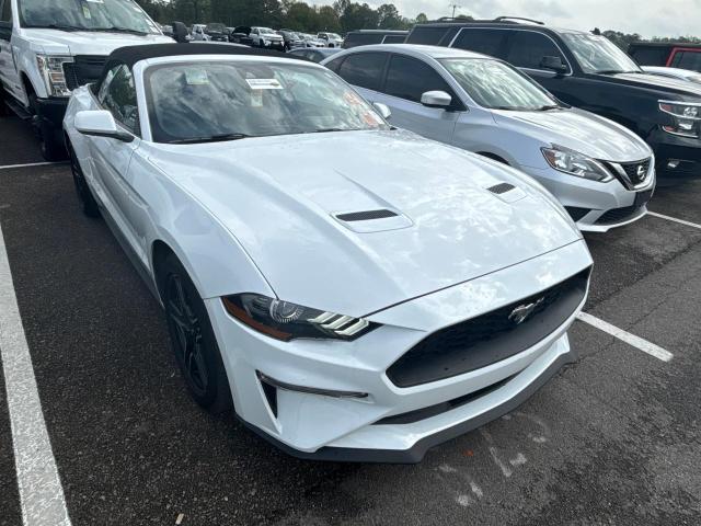 1FATP8UH4N5124179 - 2022 FORD MUSTANG WHITE photo 1