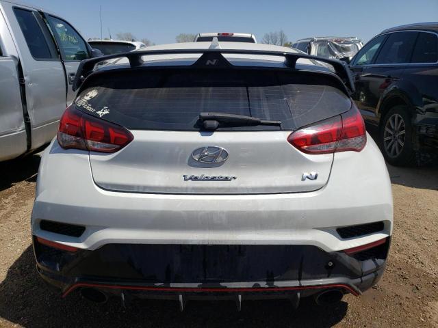 KMHT36AH8KU001318 - 2019 HYUNDAI VELOSTER N WHITE photo 6