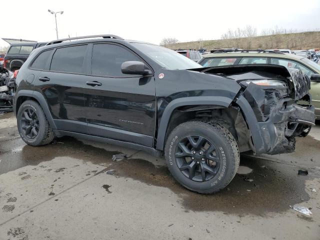 1C4PJMBS5GW226463 - 2016 JEEP CHEROKEE TRAILHAWK BLACK photo 4