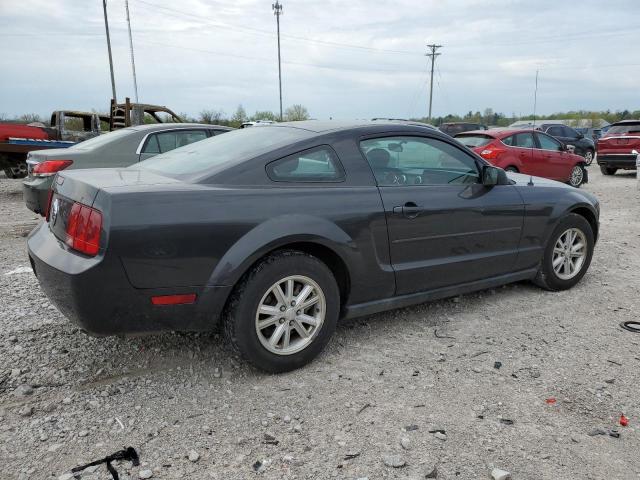 1ZVHT80N685176888 - 2008 FORD MUSTANG BLACK photo 3