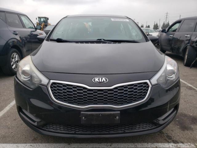 KNAFK4A69G5461528 - 2016 KIA FORTE LX BLACK photo 5