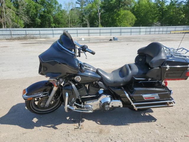 1HD1FCW144Y621316 - 2004 HARLEY-DAVIDSON FLHTCUI أسود صورة 3
