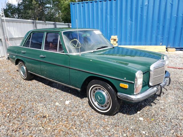 11511010218392 - 1972 MERCEDES-BENZ 220D GREEN photo 4