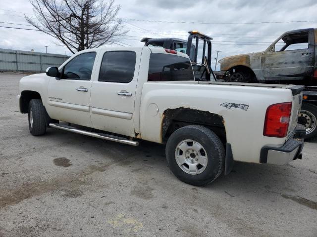 3GCPKTE30BG189079 - 2011 CHEVROLET SILVERADO K1500 LTZ WHITE photo 2