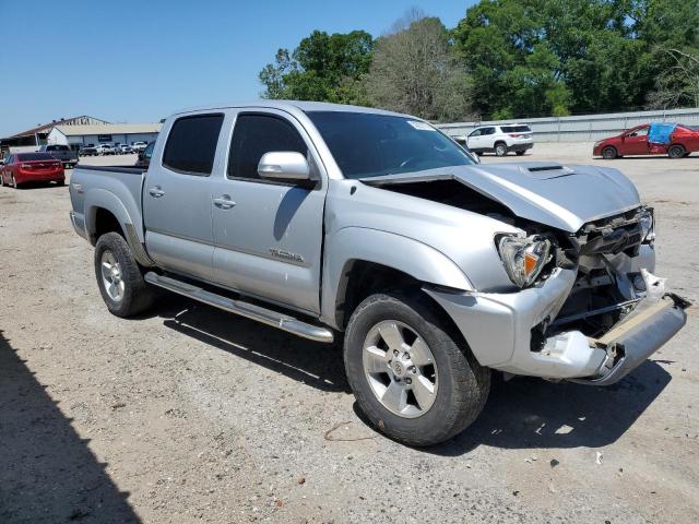 5TFJU4GN0DX043834 - 2013 TOYOTA TACOMA DOUBLE CAB PRERUNNER SILVER photo 4