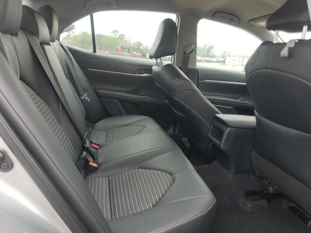 4T1T11AK8PU838386 - 2023 TOYOTA CAMRY SE NIGHT SHADE SILVER photo 10