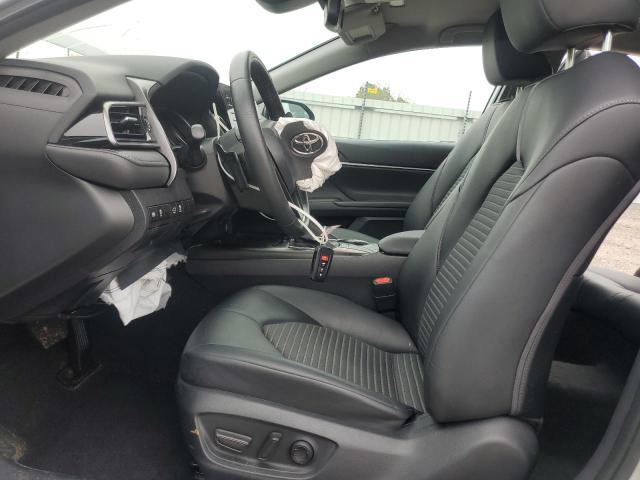 4T1T11AK8PU838386 - 2023 TOYOTA CAMRY SE NIGHT SHADE SILVER photo 7