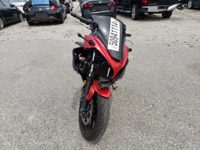 JKAEXEE15GDA22415 - 2016 KAWASAKI EX650 E RED photo 2