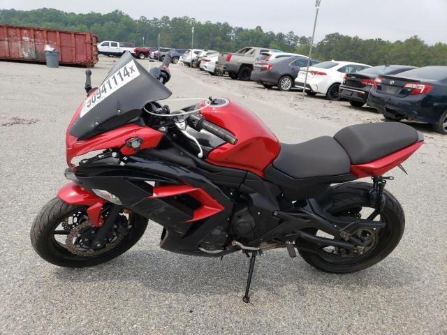 JKAEXEE15GDA22415 - 2016 KAWASAKI EX650 E RED photo 3