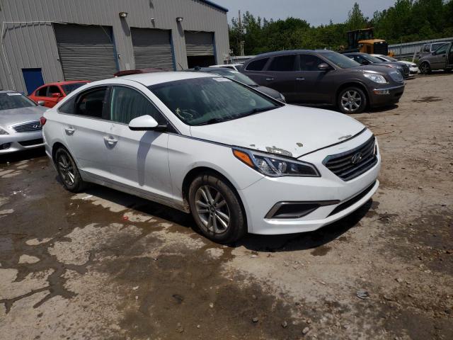 5NPE24AF8HH511030 - 2017 HYUNDAI SONATA SE WHITE photo 4