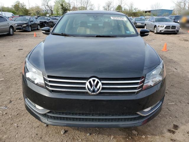 1VWAT7A39FC119327 - 2015 VOLKSWAGEN PASSAT S BLACK photo 5