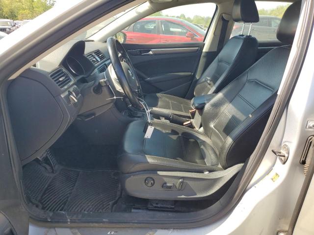 1VWDT7A3XHC085964 - 2017 VOLKSWAGEN PASSAT R-LINE Silber Foto 7