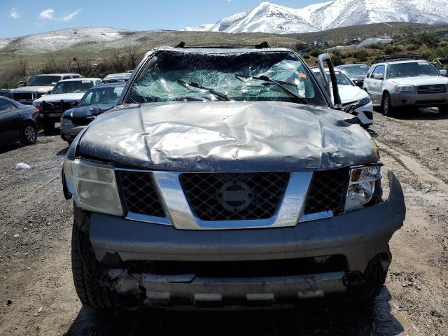 5N1AR18W55C732733 - 2005 NISSAN PATHFINDER LE CHARCOAL photo 5