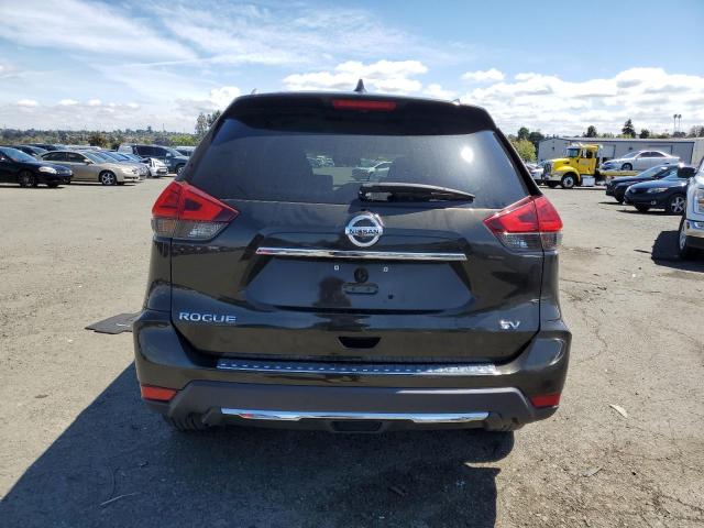 KNMAT2MT9HP552224 - 2017 NISSAN ROGUE S BROWN photo 6