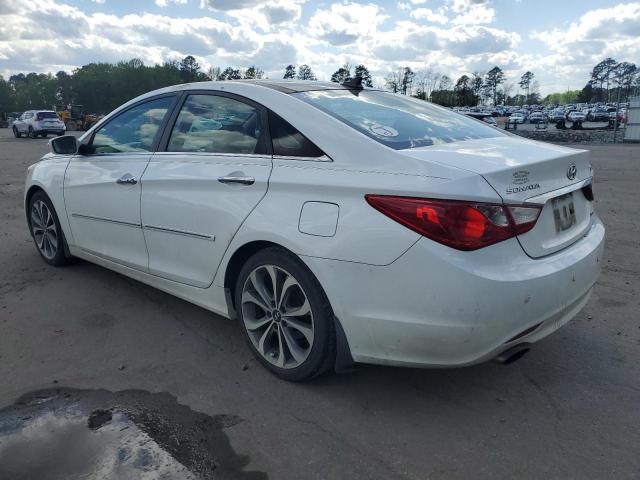 5NPEC4ABXDH731869 - 2013 HYUNDAI SONATA SE WHITE photo 2