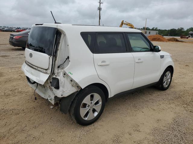 KNDJN2A22G7389307 - 2016 KIA SOUL WHITE photo 3