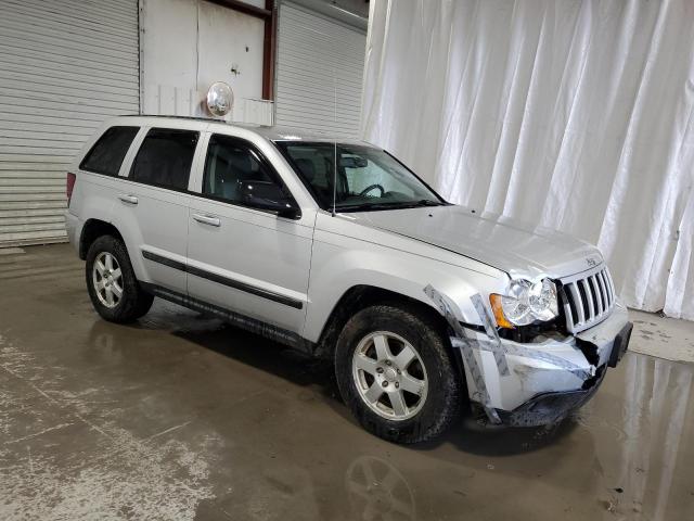 1J8GR48K98C237221 - 2008 JEEP GRAND CHER LAREDO SILVER photo 4