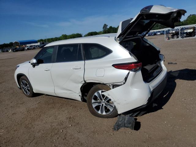 5TDKDRAH9PS003377 - 2023 TOYOTA HIGHLANDER L WHITE photo 2