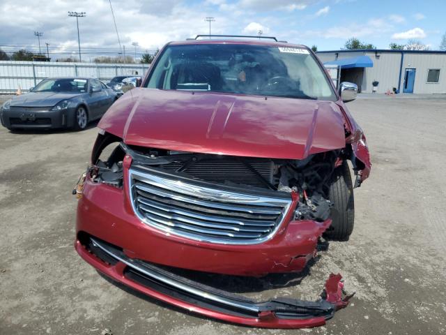 2A4RR8DGXBR749751 - 2011 CHRYSLER TOWN&COUNT TOURING L RED photo 5