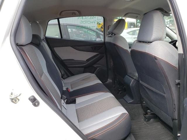 JF2GTABC8JH282900 - 2018 SUBARU CROSSTREK PREMIUM 白色 照片 11