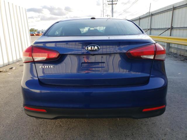 3KPFL4A77JE166643 - 2018 KIA FORTE LX BLUE photo 6