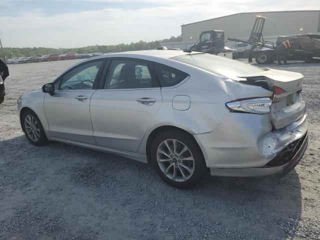 3FA6P0HD0HR332339 - 2017 FORD FUSION SE SILVER photo 2