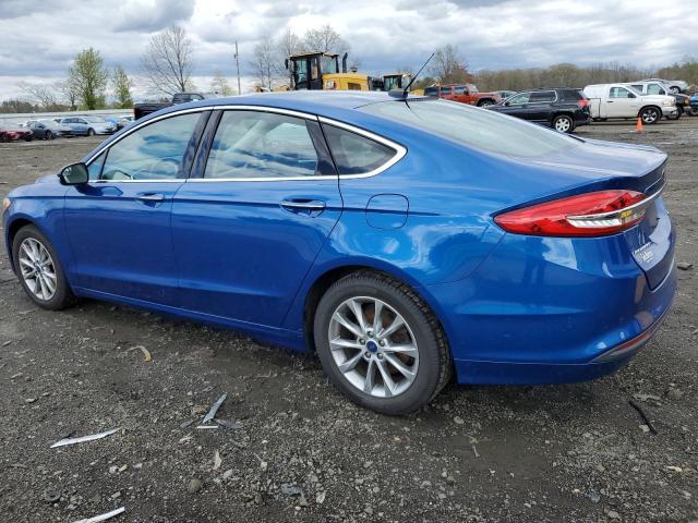 3FA6P0HD5HR188819 - 2017 FORD FUSION SE BLUE photo 2