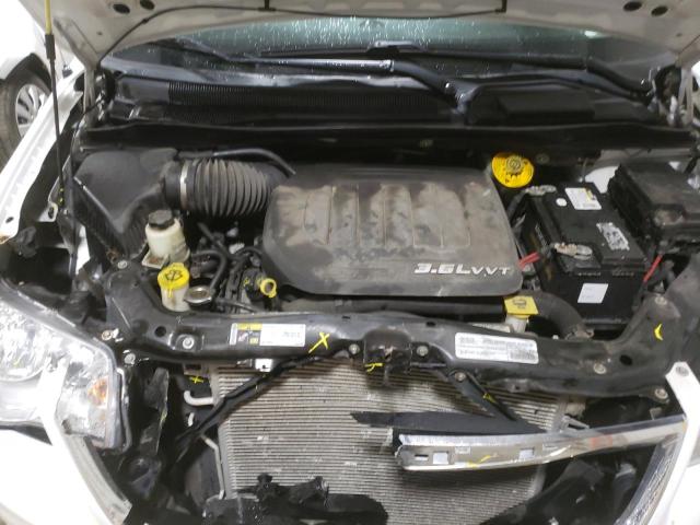 2C4RC1CG1FR699005 - 2015 CHRYSLER TOWN & COU TOURING L WHITE photo 12