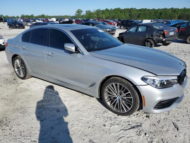 WBAJE5C5XJWA94543 - 2018 BMW 540 I SILVER photo 4