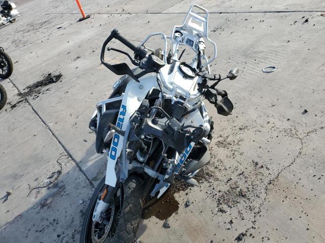 WB10A1200FZ098285 - 2015 BMW R1200 GS ADVENTURE SILVER photo 5