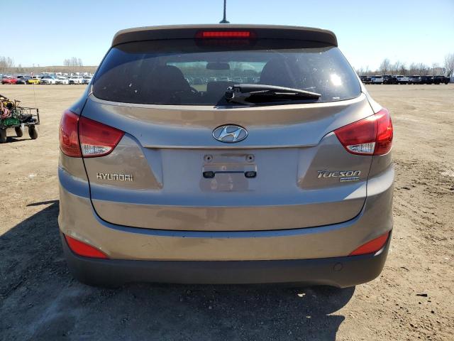 KM8JT3ACXDU595665 - 2013 HYUNDAI TUCSON GL BROWN photo 6