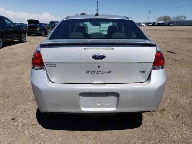 1FAHP32N09W146780 - 2009 FORD FOCUS SE SILVER photo 6