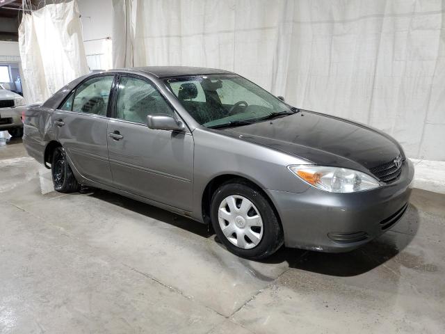 4T1BE32K02U631803 - 2002 TOYOTA CAMRY LE SILVER photo 4