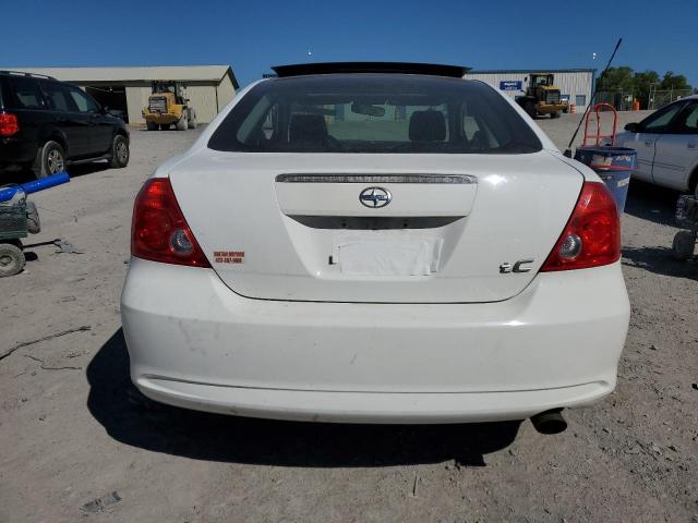 JTKDE177X70157081 - 2007 TOYOTA SCION TC WHITE photo 6