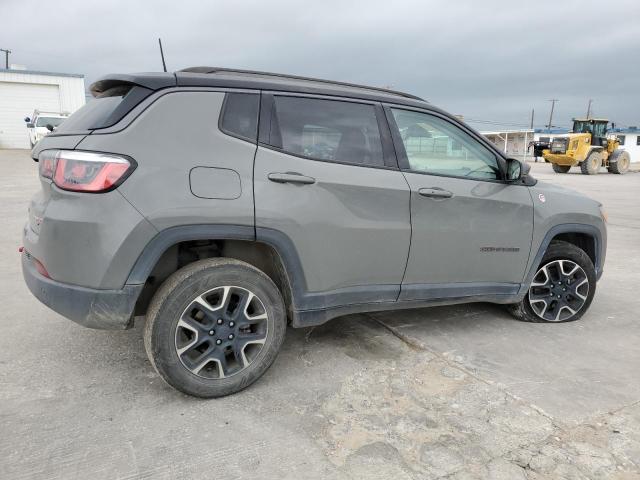 3C4NJDDB3LT117116 - 2020 JEEP COMPASS TRAILHAWK GRAY photo 3