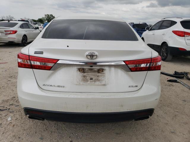 4T1BK1EB4DU020684 - 2013 TOYOTA AVALON BASE WHITE photo 6