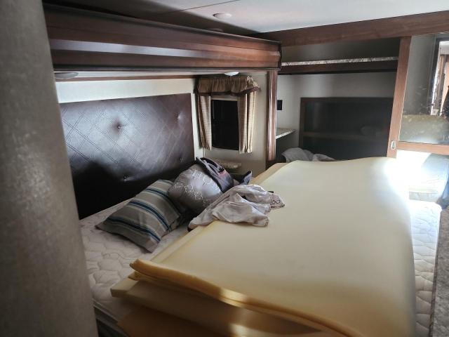 4YDF34022GA741374 - 2016 KEYSTONE MONTANA 双色 照片 5