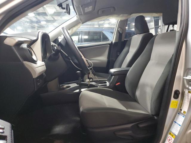 JTMBFREV2FJ034833 - 2015 TOYOTA RAV4 LE 银色 照片 7