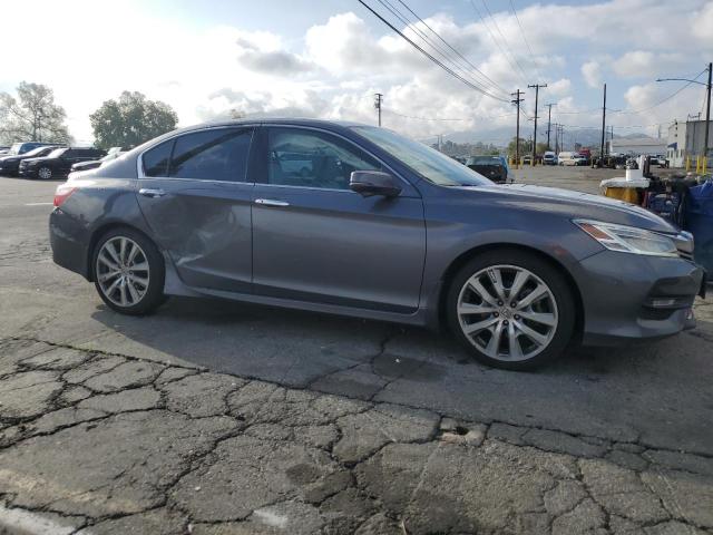 1HGCR3F95HA011514 - 2017 HONDA ACCORD TOURING GRAY photo 4