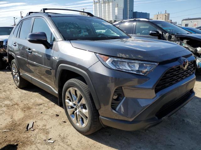 2T3A1RFV4MC236792 - 2021 TOYOTA RAV4 XLE PREMIUM CHARCOAL photo 4