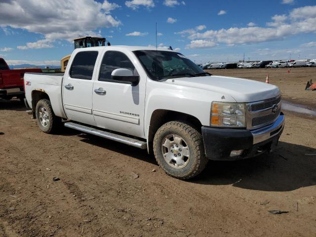 3GCRKTE39AG207876 - 2010 CHEVROLET SILVERADO K1500 LTZ WHITE photo 4