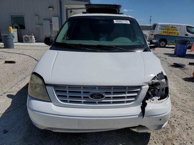 2FMZA51695BA87547 - 2005 FORD FREESTAR SE WHITE photo 5