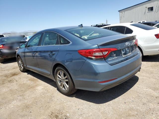 5NPE24AF8HH589985 - 2017 HYUNDAI SONATA SE BLUE photo 2