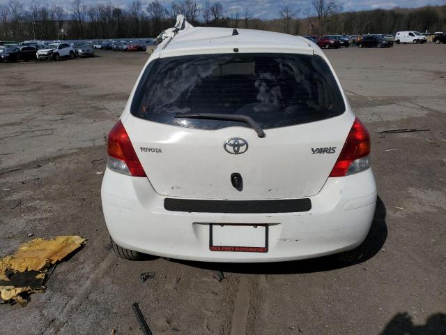 JTDJT4K32A5282883 - 2010 TOYOTA YARIS WHITE photo 6