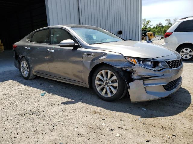 5XXGU4L36JG226902 - 2018 KIA OPTIMA EX SILVER photo 4